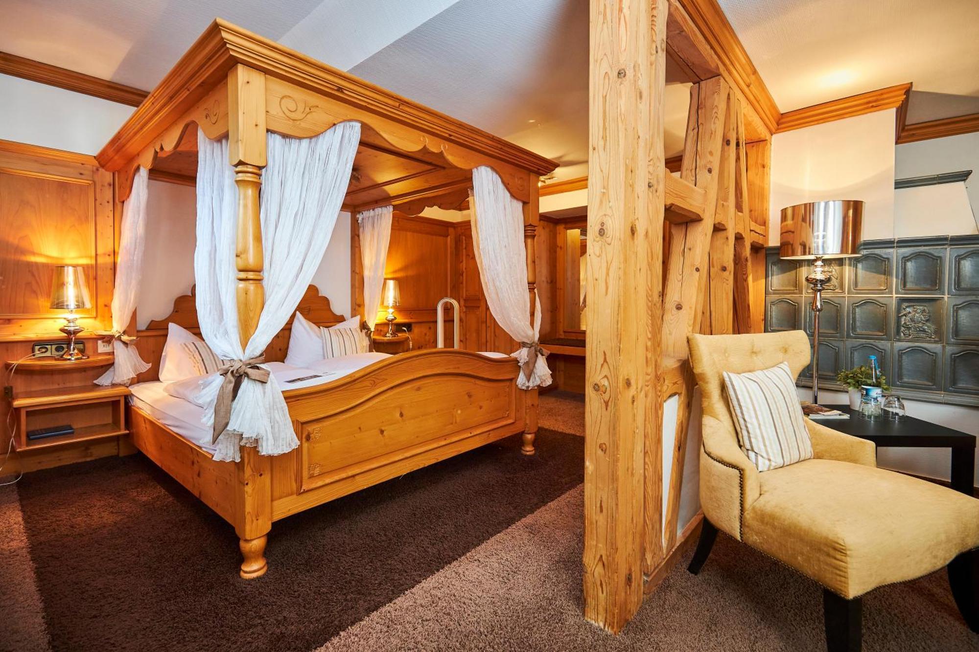 Flair Hotel Vier Jahreszeiten Bad Urach Extérieur photo