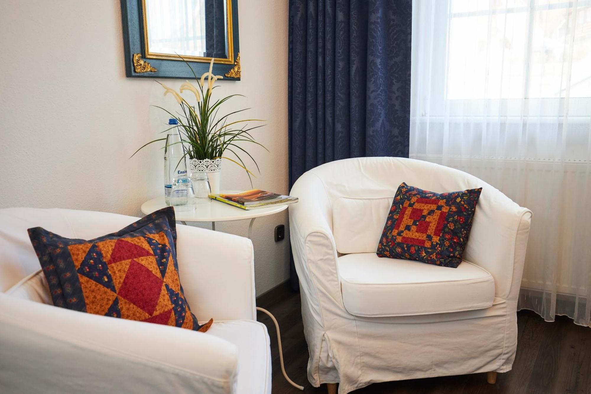Flair Hotel Vier Jahreszeiten Bad Urach Extérieur photo