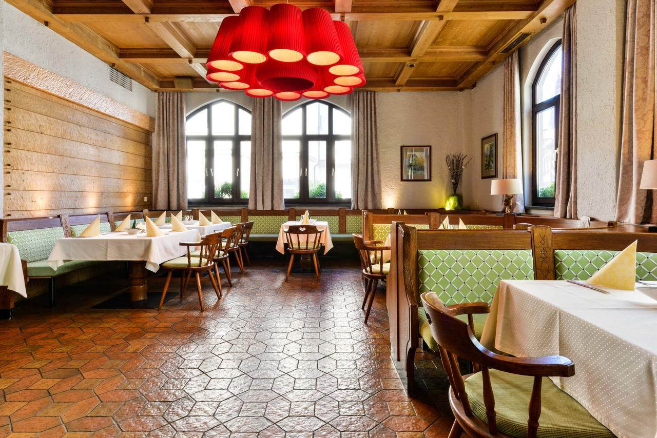 Flair Hotel Vier Jahreszeiten Bad Urach Extérieur photo