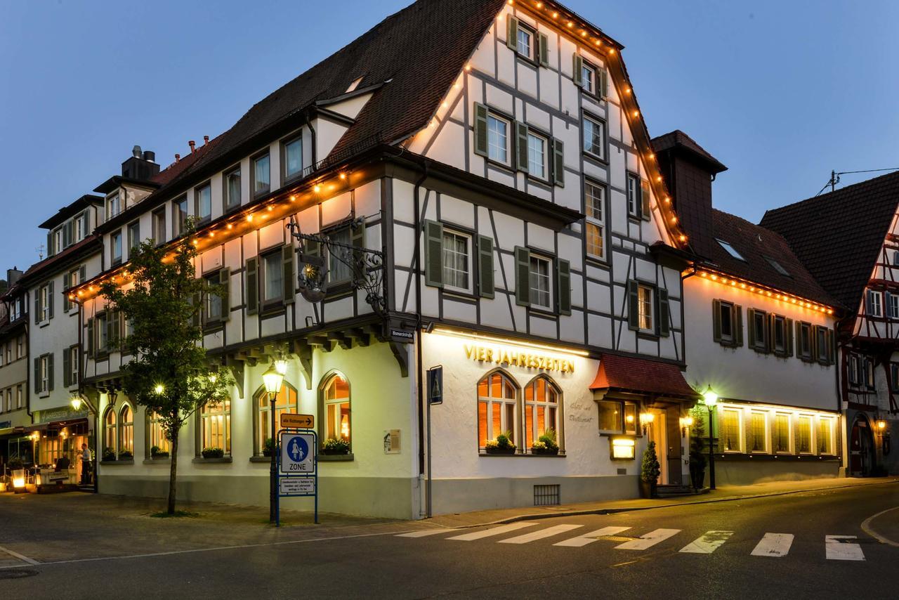 Flair Hotel Vier Jahreszeiten Bad Urach Extérieur photo