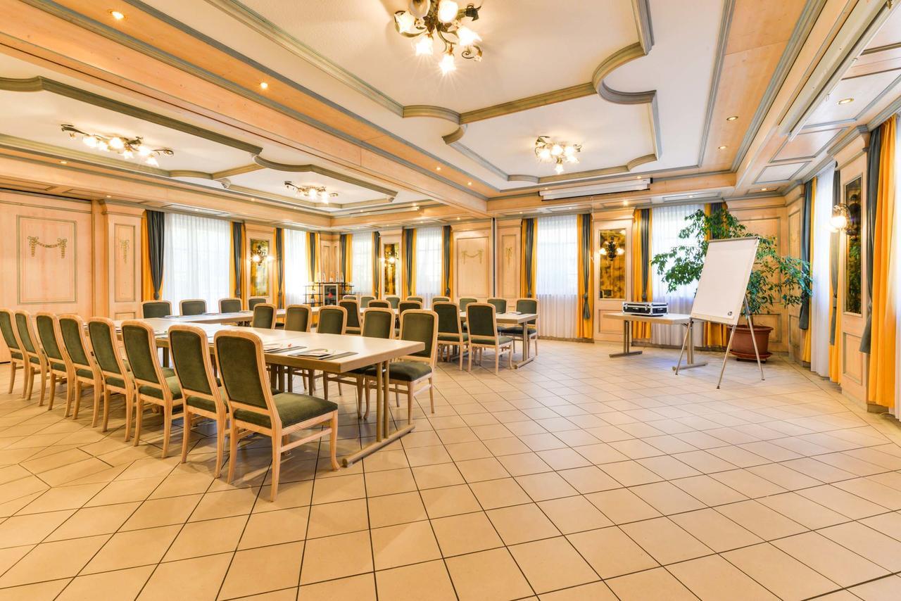 Flair Hotel Vier Jahreszeiten Bad Urach Extérieur photo